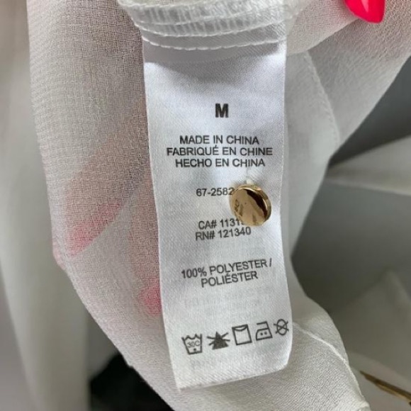 Dynamite Sheer Blouse - Picture 3 of 5